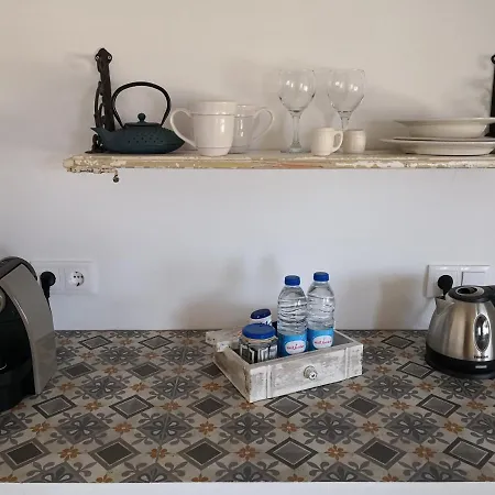 Snug Houseguests 招待所 4*