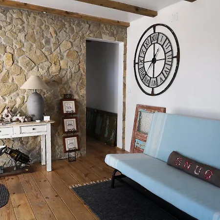 Snug Houseguests ליסבון