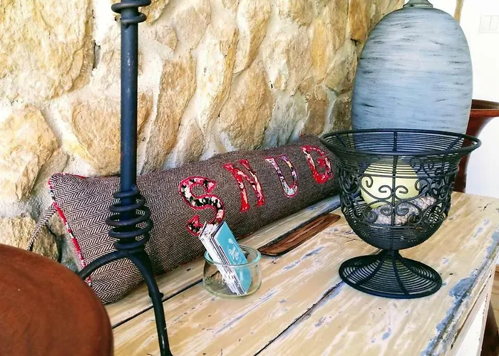 Snug Houseguests 4* Лісабон