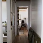 Snug Houseguests Guest house Lisbon